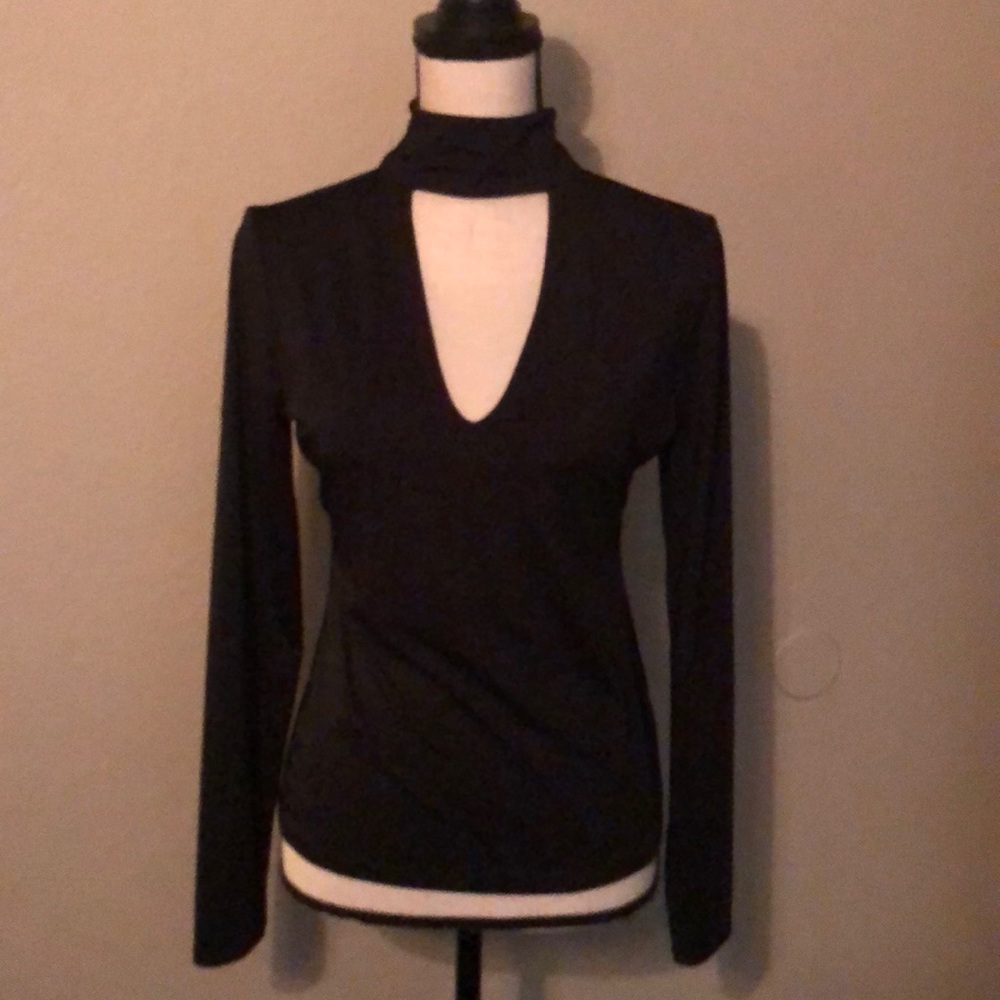 Guess black top